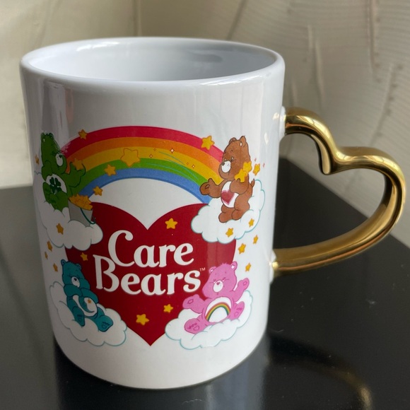 Care Bears 14oz Ceramic Mug with Golden Heart Shaped Handle Valentines’s Day - Picture 1 of 5